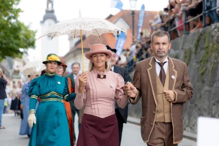 Povorka ob dnevih narodnih noš in oblačilne dedščine (128)